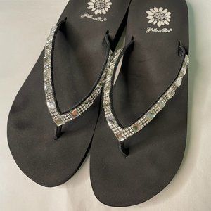 Clear Rhinestone Embellished Flip-Flops